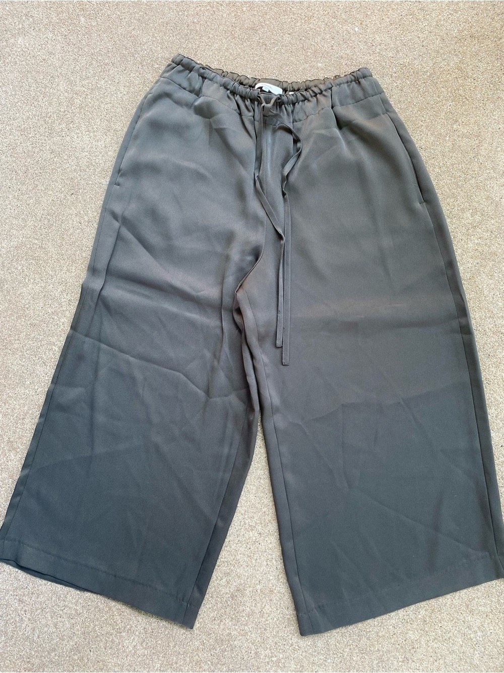 Vince Olive Green Silky Cropped Wide-Leg Pants